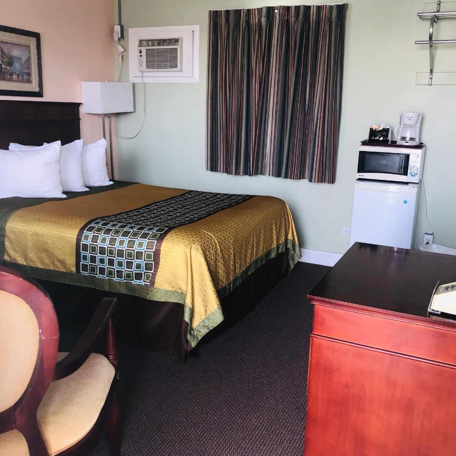Perth Plaza Inn & Suites Exteriér fotografie